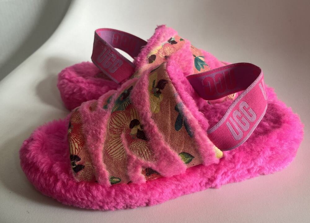 UGG Fluff Yeah Tiger Flower Slingback Sandal Slippers Pink Women's Size 7 NEW